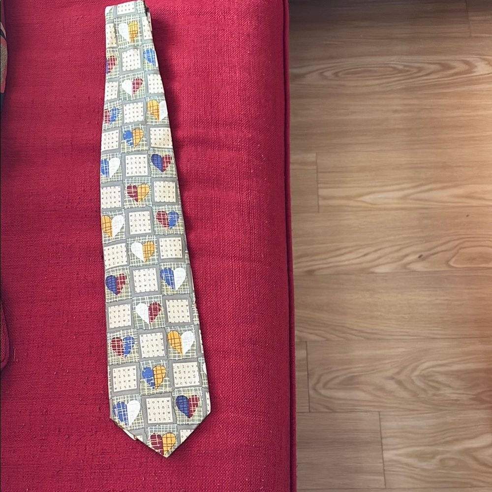 Men's Vintage Multicolor Heart Pattern Tie